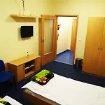 Hostel Gdańska Szkoła Szermierki *