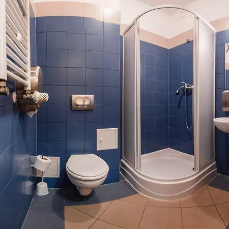 Hostal Gdanska Szkola Szermierki