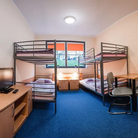 Hostal Gdanska Szkola Szermierki