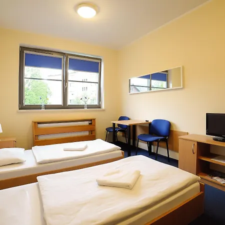 Hostel Gdanska Szkola Szermierki *